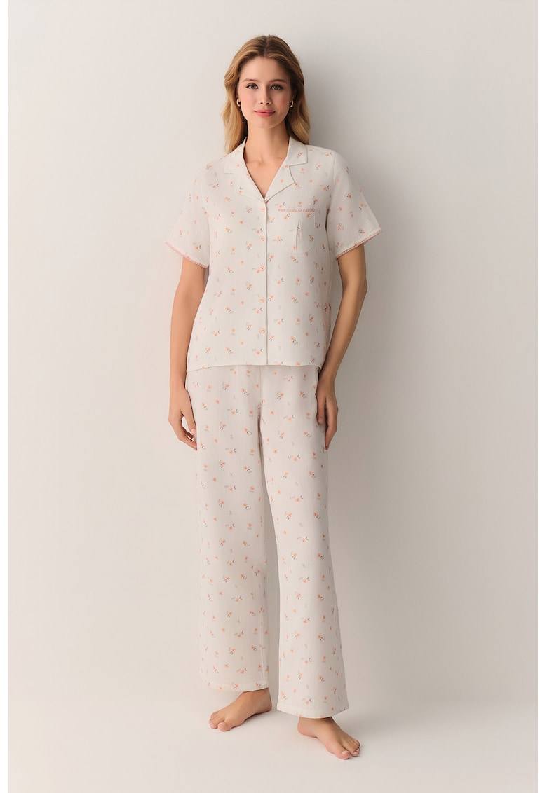 Pijama din bumbac cu maneci scurte si model floral - Alb -