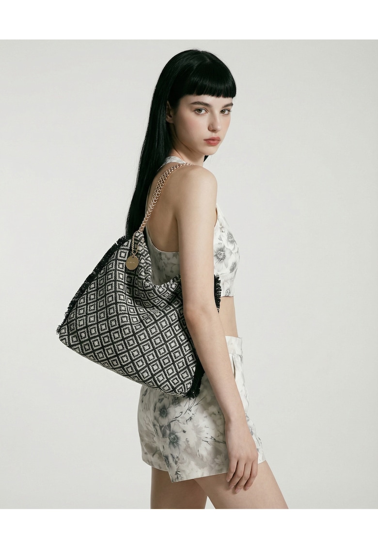 Geanta hobo cu model si barete de lant Valoria - Alb/Negru