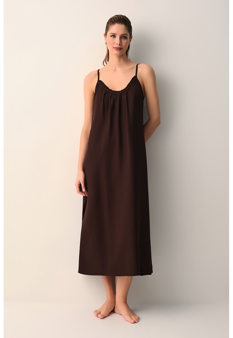 Rochie lunga cu model uni - Maro inchis