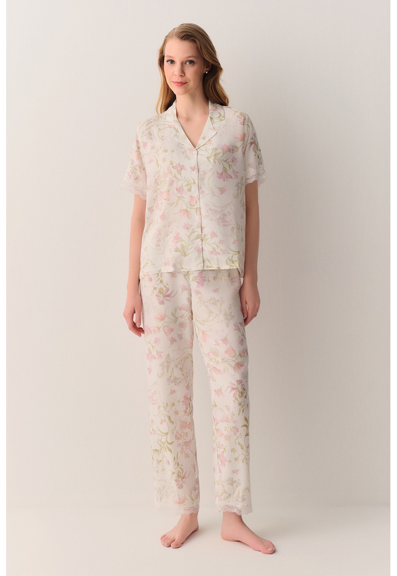 Camasa cu model floral si pantaloni de pijama cu garnituri din dantela - Roz deschis/Bej deschis