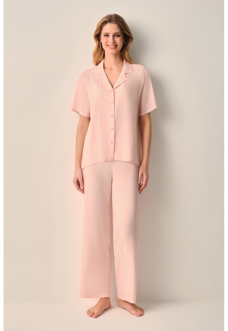 Pijama cu broderie florala si dungi - Alb/Roz somon
