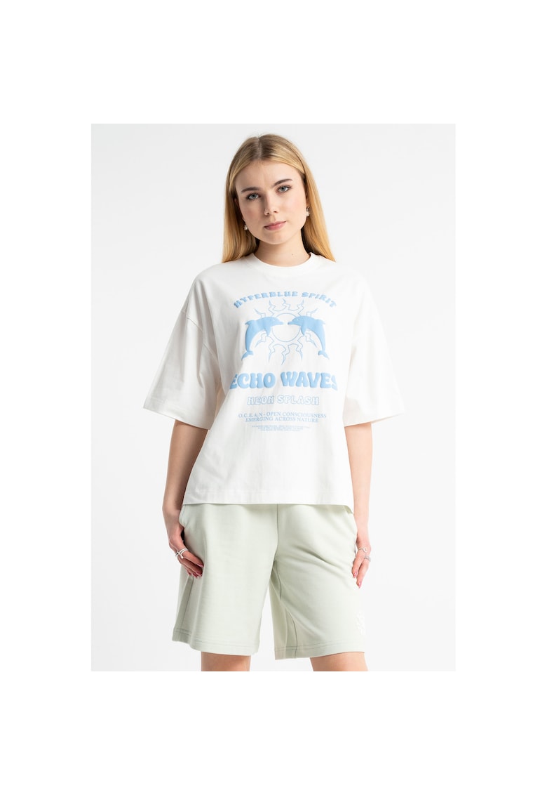 Tricou lejer cu maneci cazute si imprimeu text