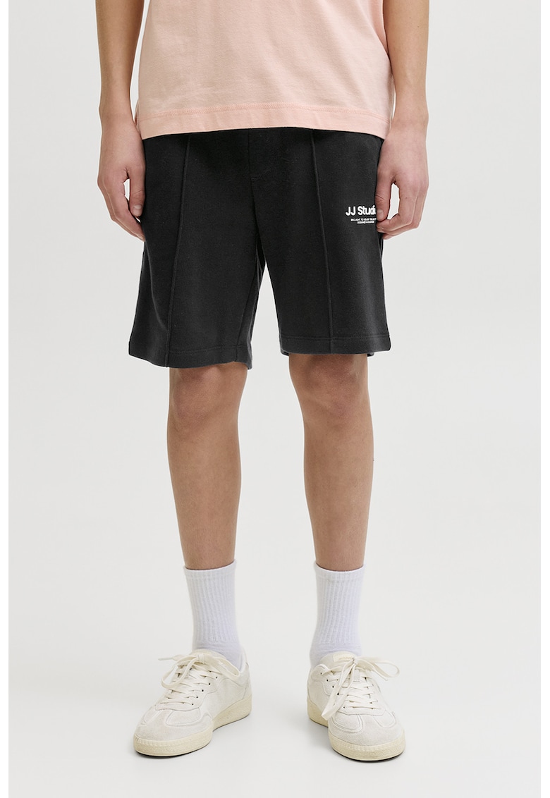 Pantaloni scurti din amestec de bumbac organic cu pensa frontala - Negru