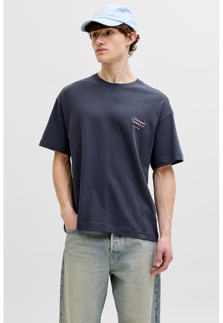 Tricou cu decolteu la baza gatului si imprimeu pe partea din spate - Bleumarin