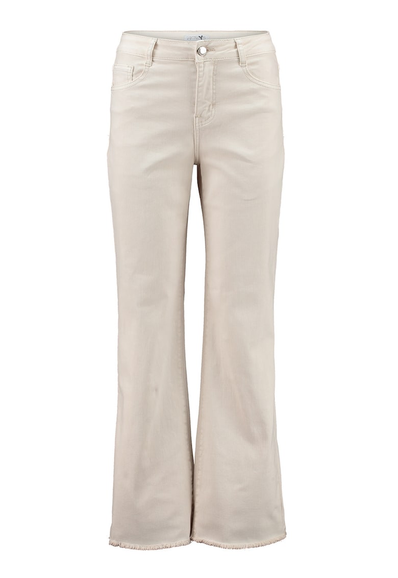 Blugi evazati cu talie medie