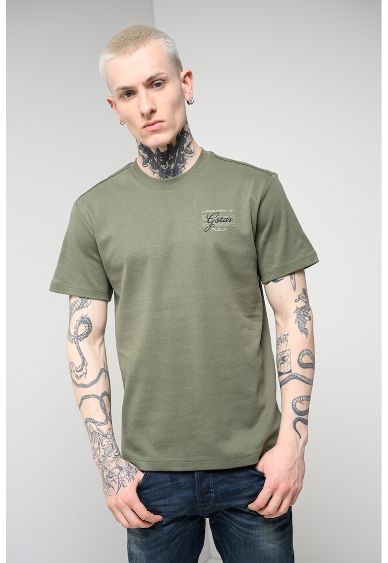 Tricou slim fit cu decolteu la baza gatului - Verde