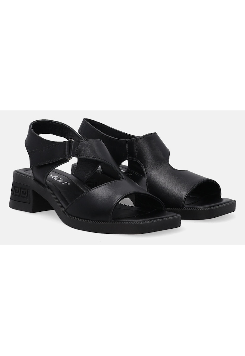 Sandale din piele cu toc si velcro