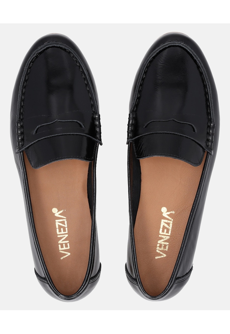Pantofi loafer uni din piele lacuita