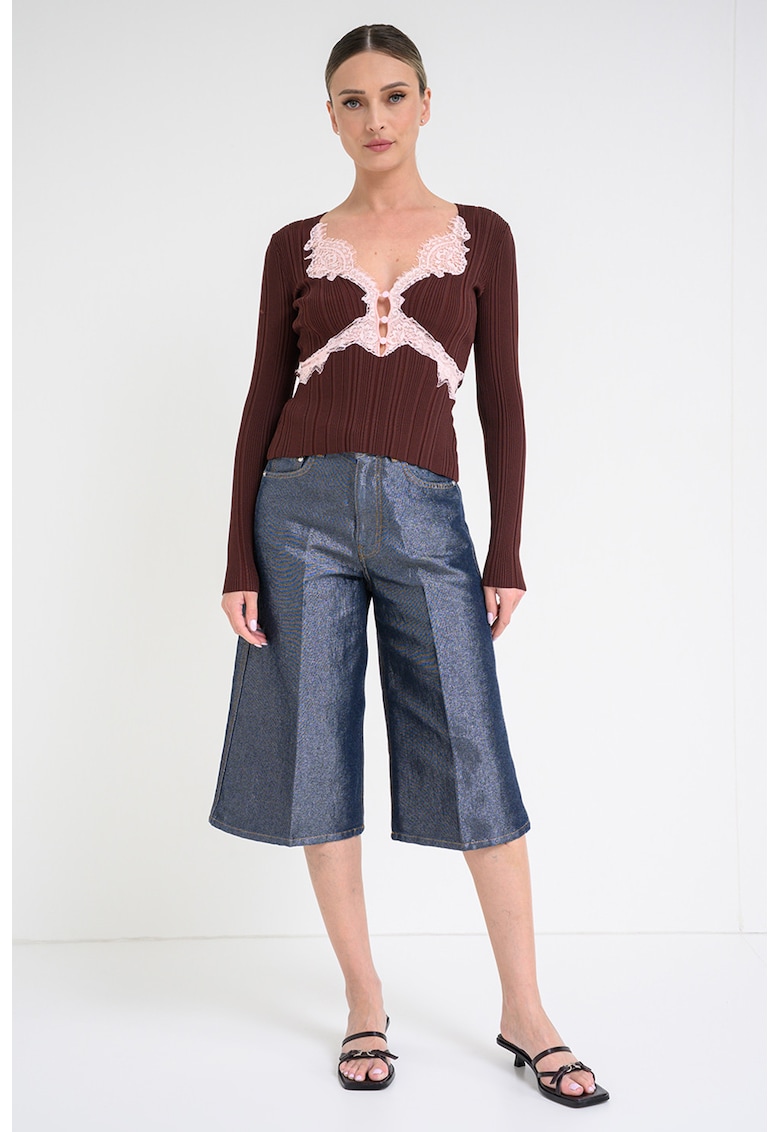 Bluza cu striatii si garnituri de dantela - Maro inchis/Roz pastel