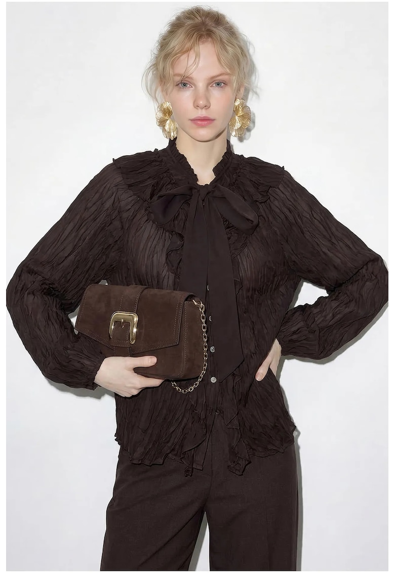 Camasi dama - bluza din crep - eleganta - cu detaliu funda - maro mocha inchis - 100% poliester -