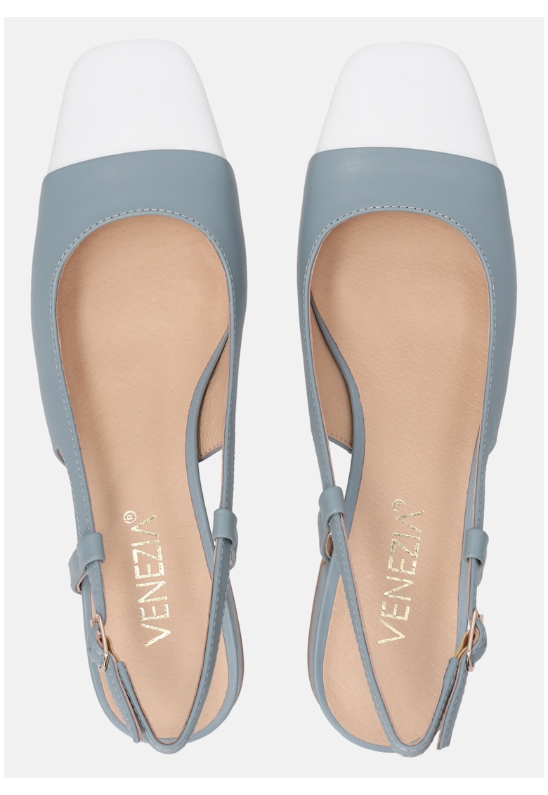 Pantofi slingback din piele cu toc masiv.