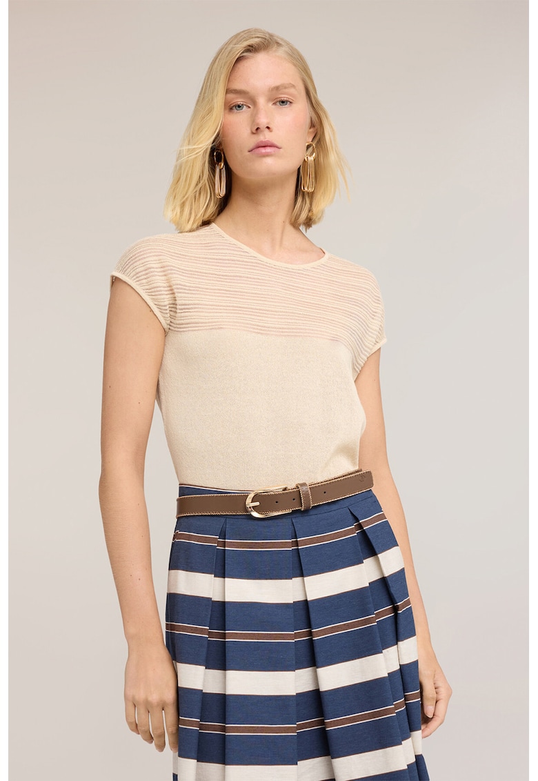 Bluza lejera cu decolteu rotund - Bej deschis