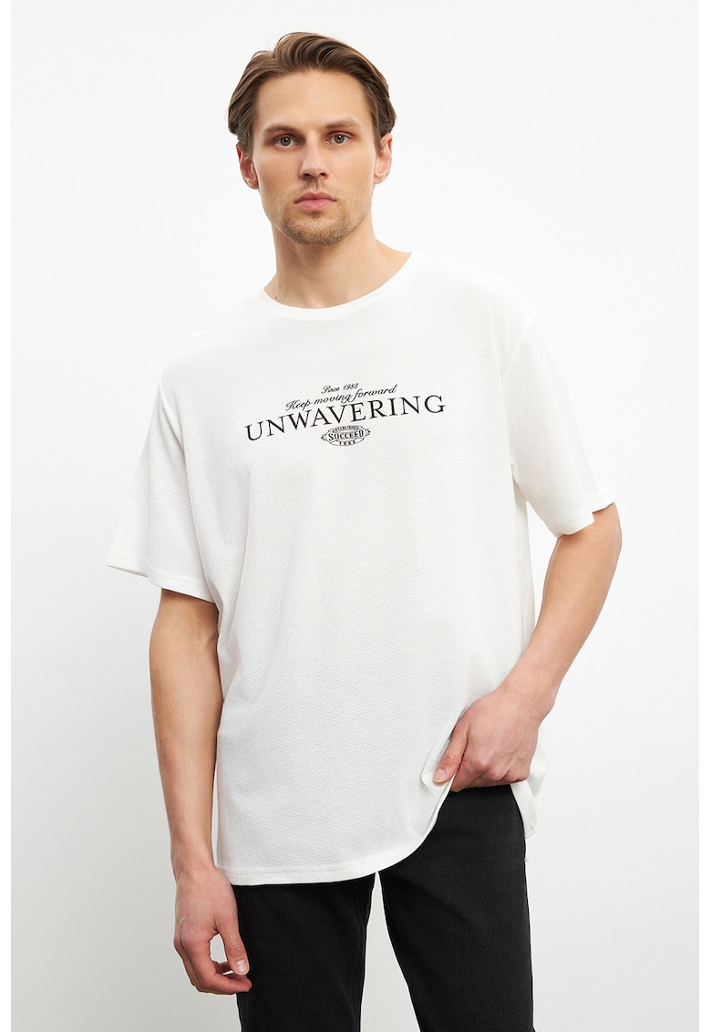 Tricou lejer texturatcu text - Alb murdar
