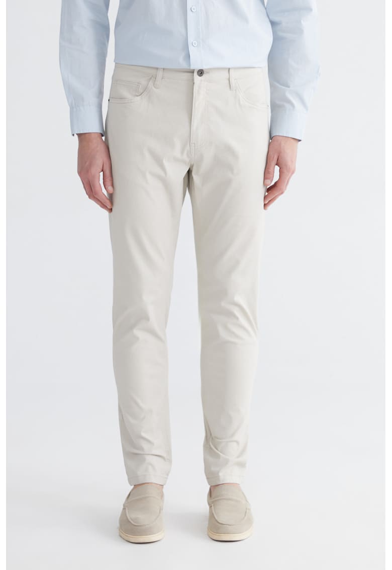 Blugi slim fit cu model uni