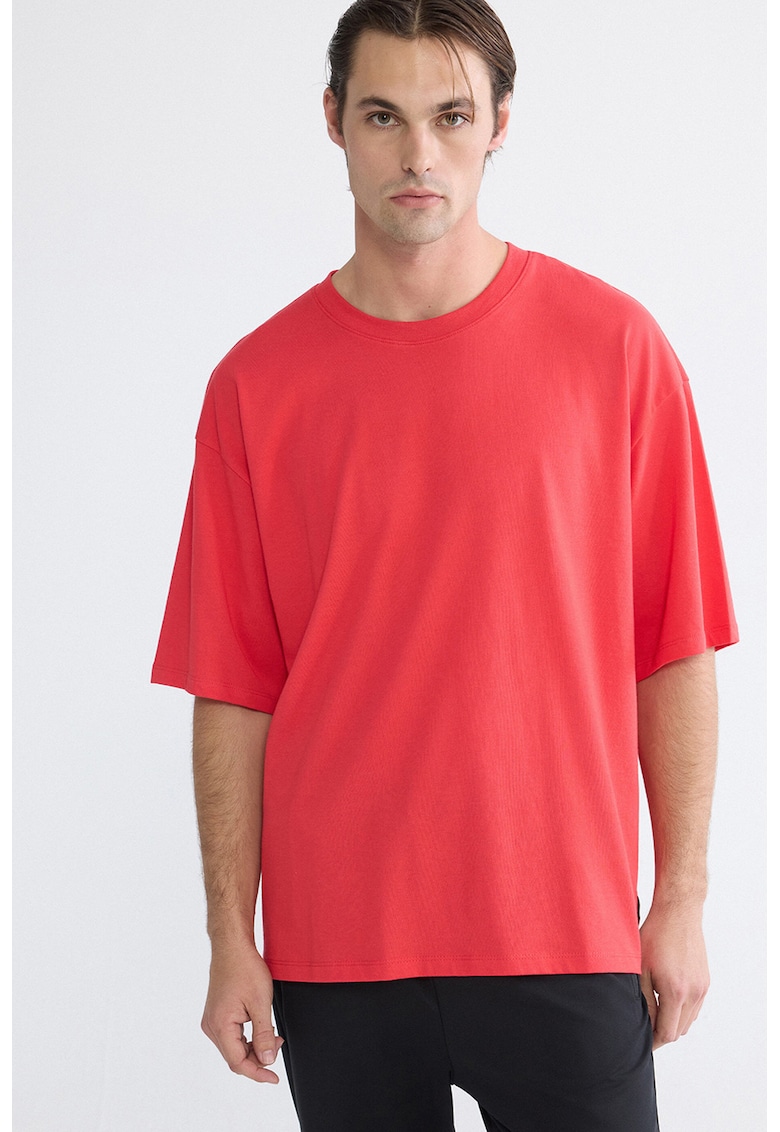 Tricou cu decolteu la baza gatului si maneci cazute - Rosu