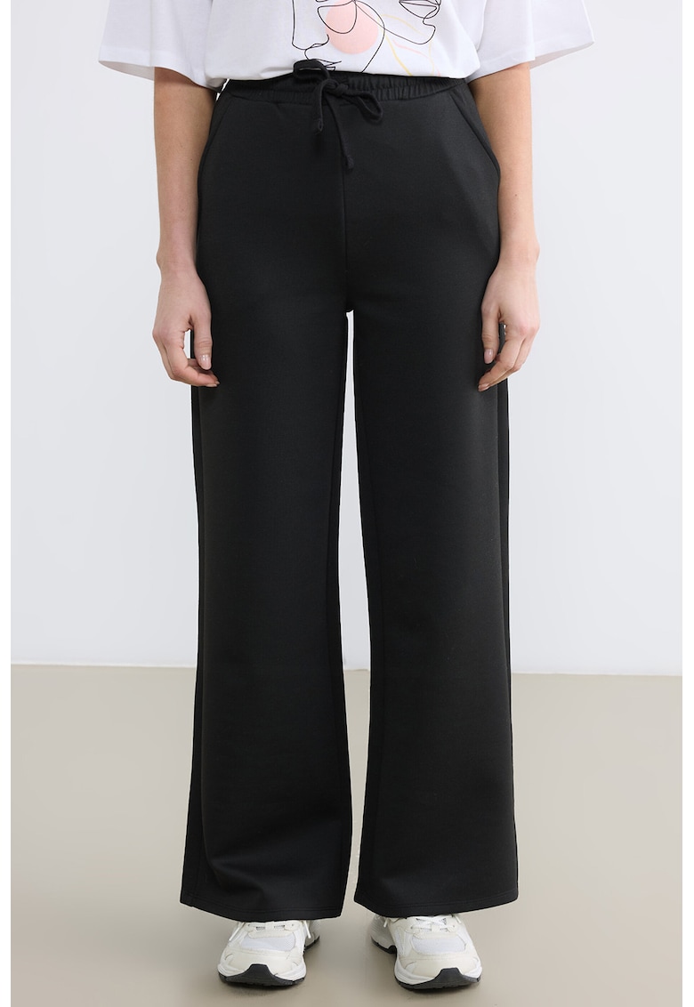 Pantaloni de trening cu croiala ampla - Negru