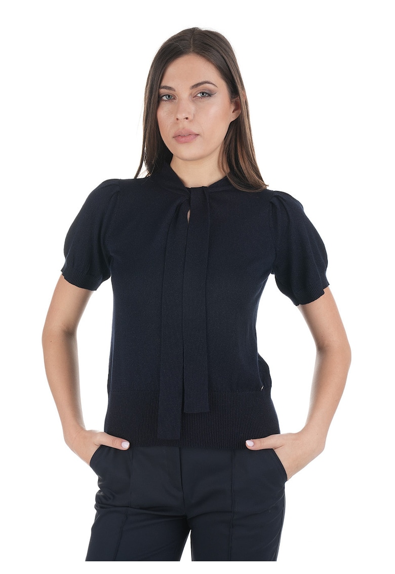 Tricou cu funda si maneci bufante
