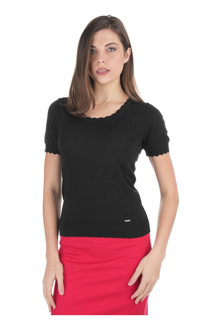 Tricou cu terminatii valutire