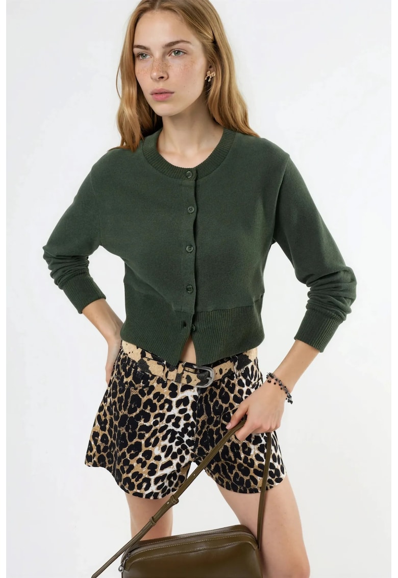 Pulover scurt casual - cu nasturi - guler rotund - verde kaki - poliester si elastan