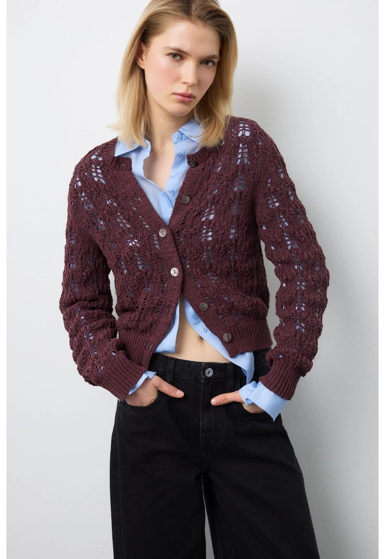 Cardigan cu model cu perforatii - Visiniu