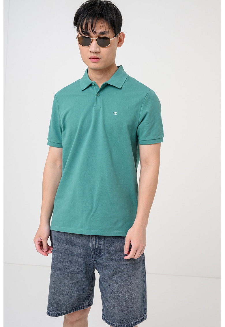 Tricou polo de bumbac pique cu logo brodat discret - Verde irlandez