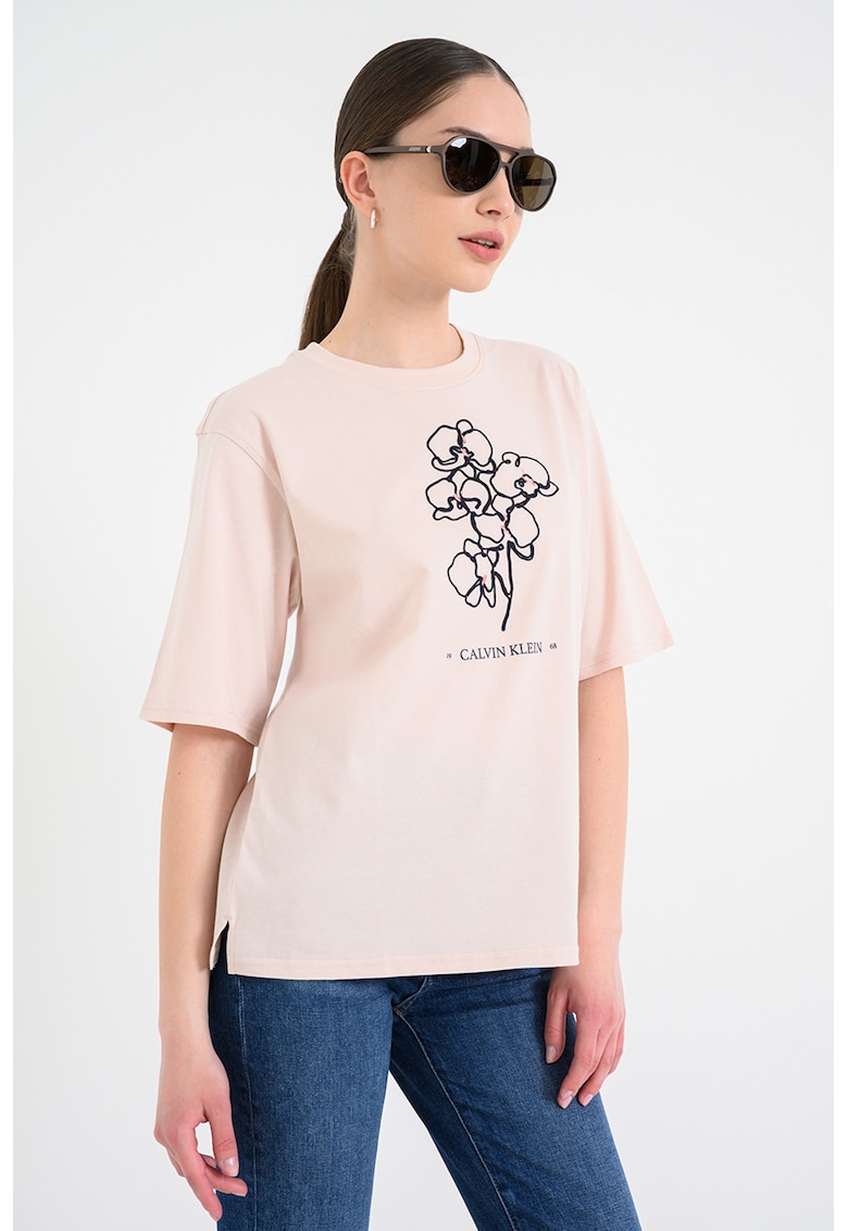 Tricou cu decolteu la baza gatului si design grafic - Bej roscat