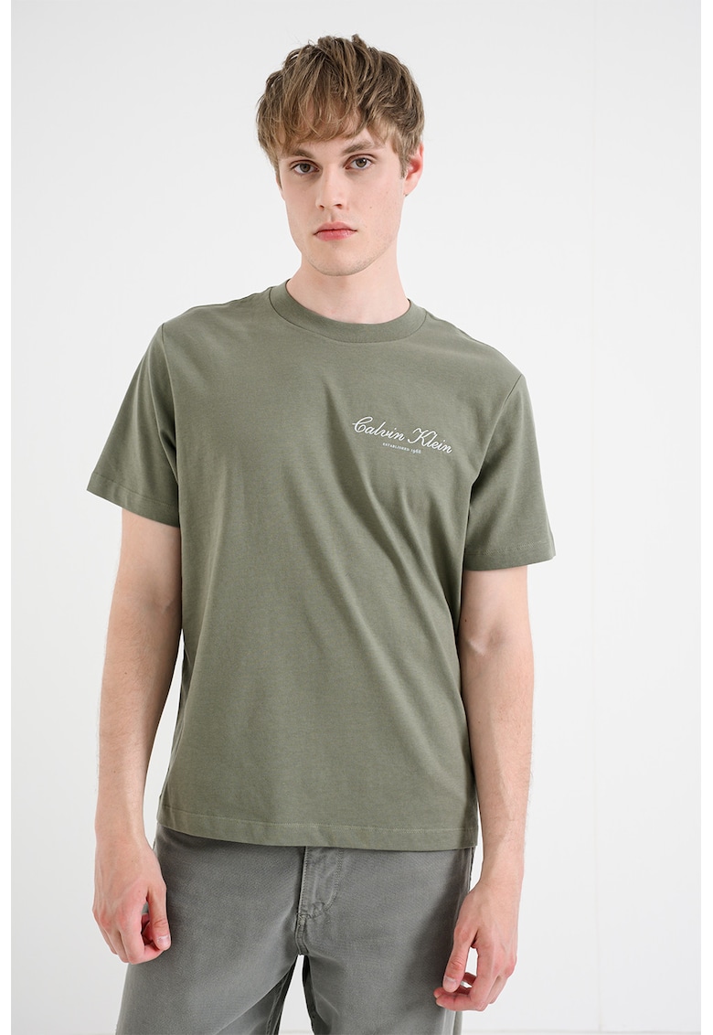 Tricou cu decolteu la baza gatului si logo brodat - Verde masliniu