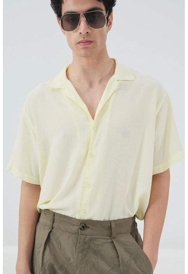 Camasa barbati - maneca scurta - galben - tencel si in