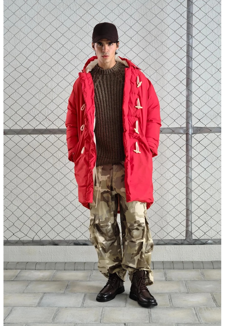 Geaca puffer - lunga - cu gluga si buzunare - rosie - 100% poliester