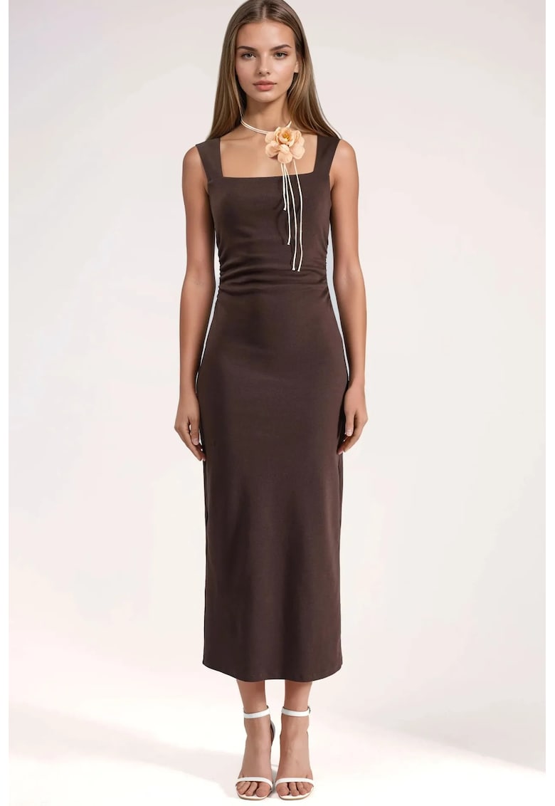 Rochie midi - mulata - guler patrat - maro - tricot