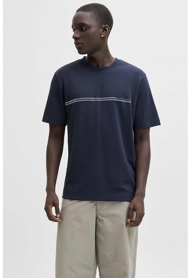 Tricou lejer cu decolteu la baza gatului - Bleumarin