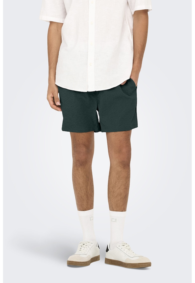Pantaloni scurti cu buzunare laterale - Verde padure