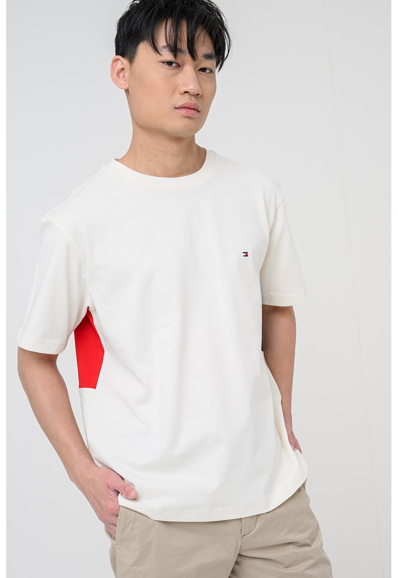 Tricou cu decolteu la baza gatului si imprimeu logo pe partea din spate - Rosu/Alb murdar