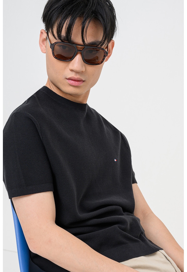 Tricou din tricot cu decolteu la baza gatului - Negru