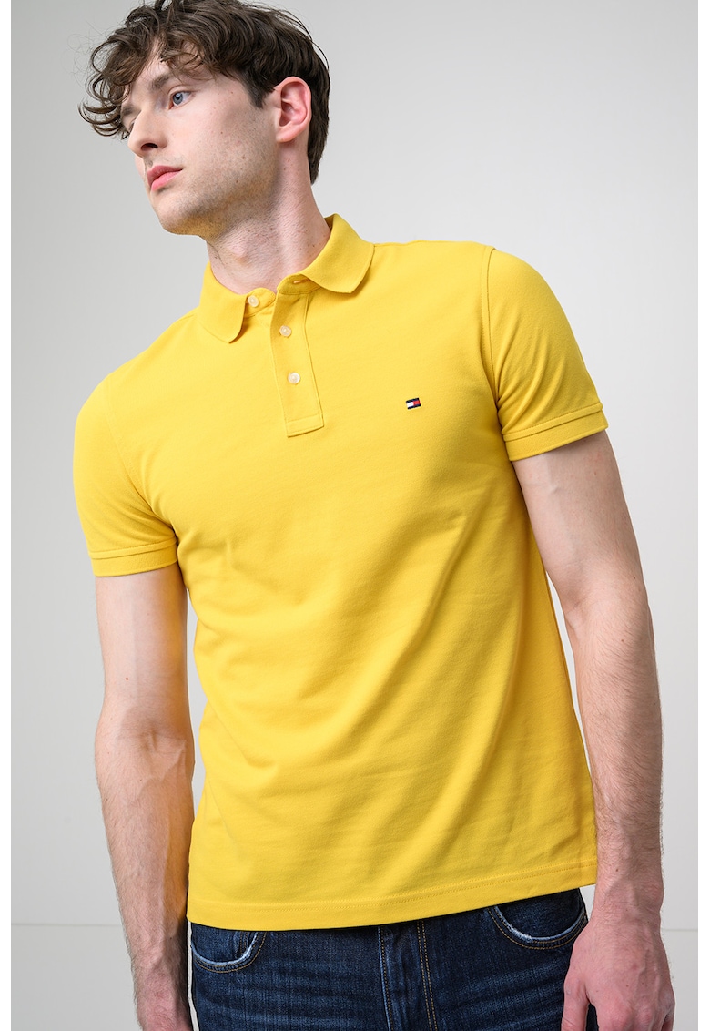 Tricou polo slim fit din amestec de bumbac organic 1985 - Galben sofran