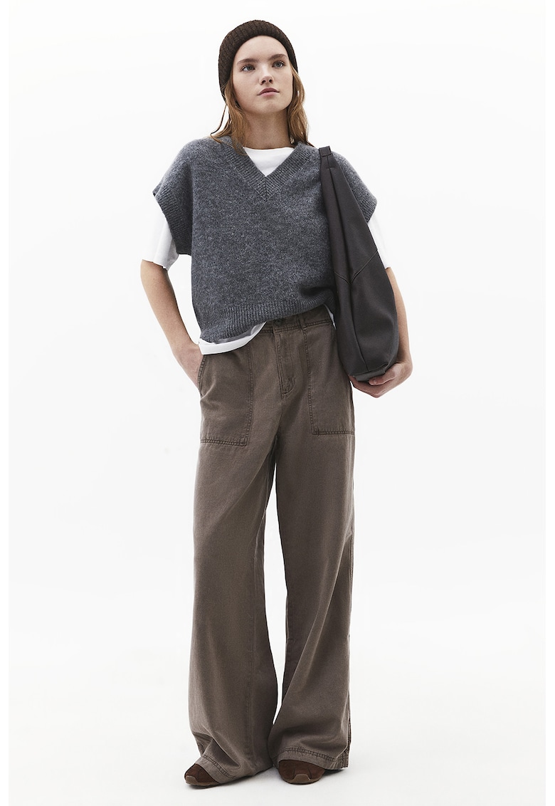 Pantaloni din amestec de lyocell cu croiala ampla - Maro