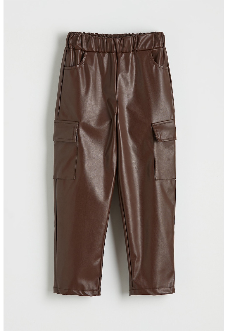 Pantaloni cargo din piele ecologica si talie elastica - Maro pamantiu