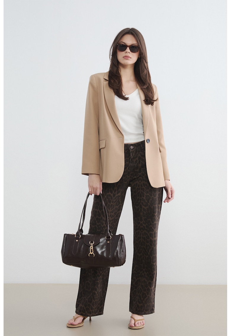 Blugi cu croiala dreapta si model animal print - Maro inchis/Negru stins/Maro pamantiu