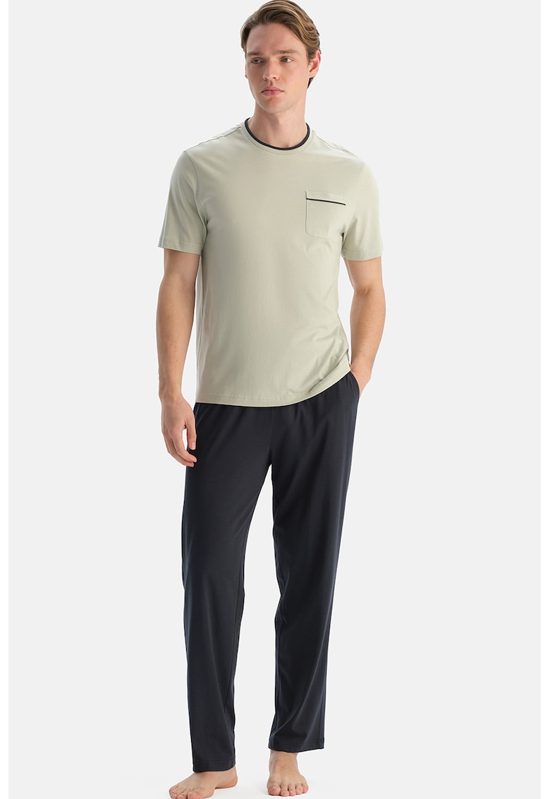 Pijama din bumbac si modal cu model uni - Alb fildes/Negru
