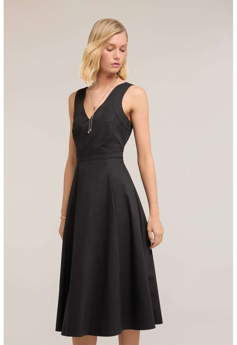 Rochie midi evazata fara maneci cu decolteu in V - Negru