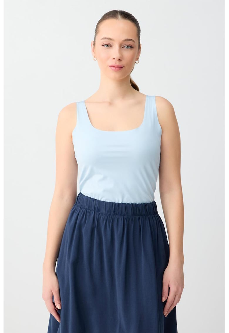 Top slim fit cu decolteu adanc - Albastru deschis