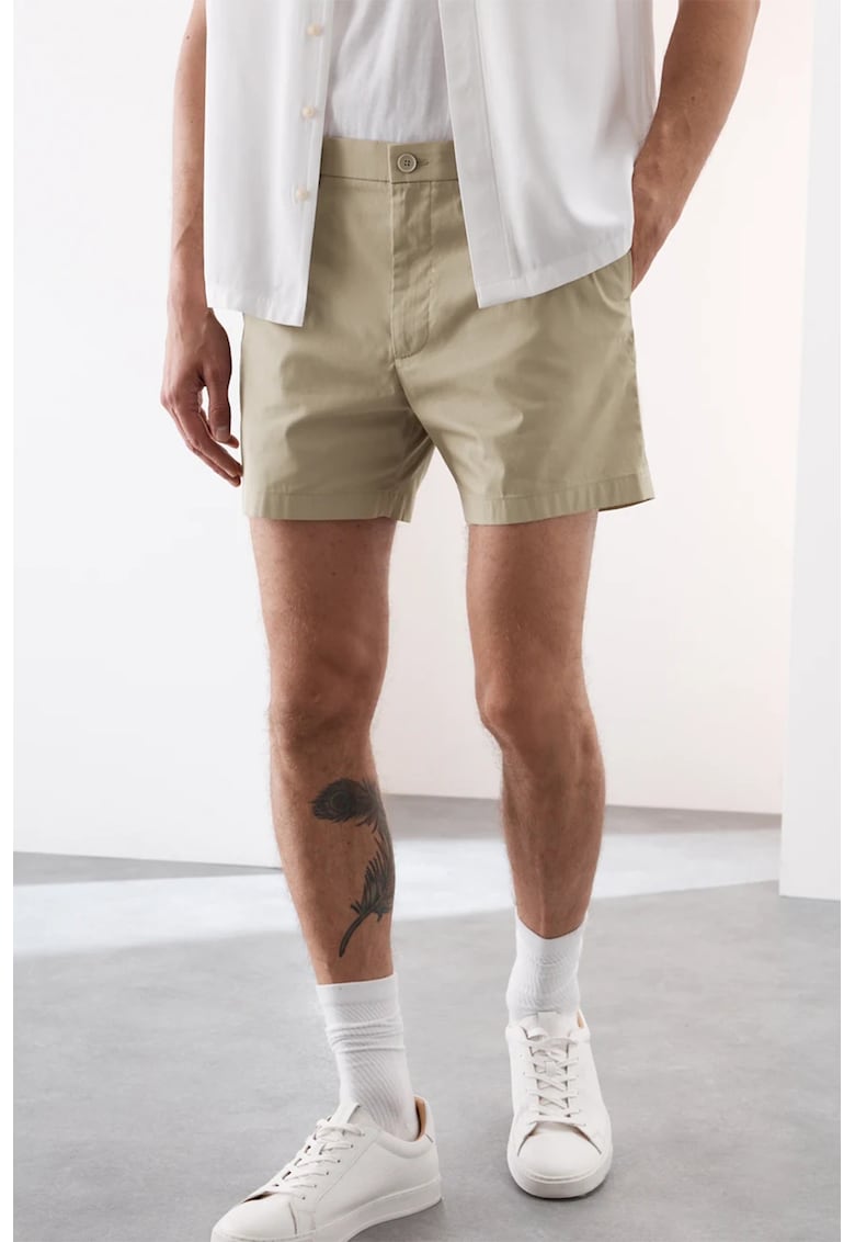 Pantaloni scurti chino cu talie medie - Bej inchis