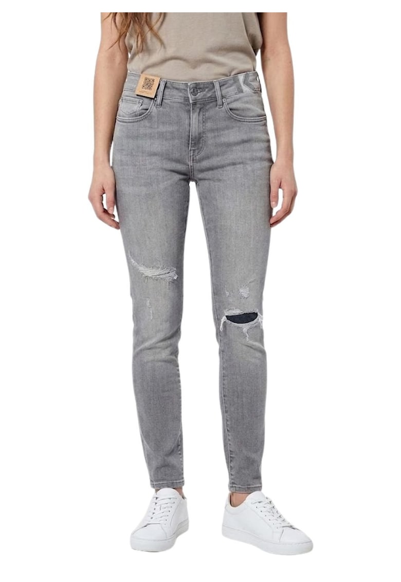 Blugi skinny cu rupturi -