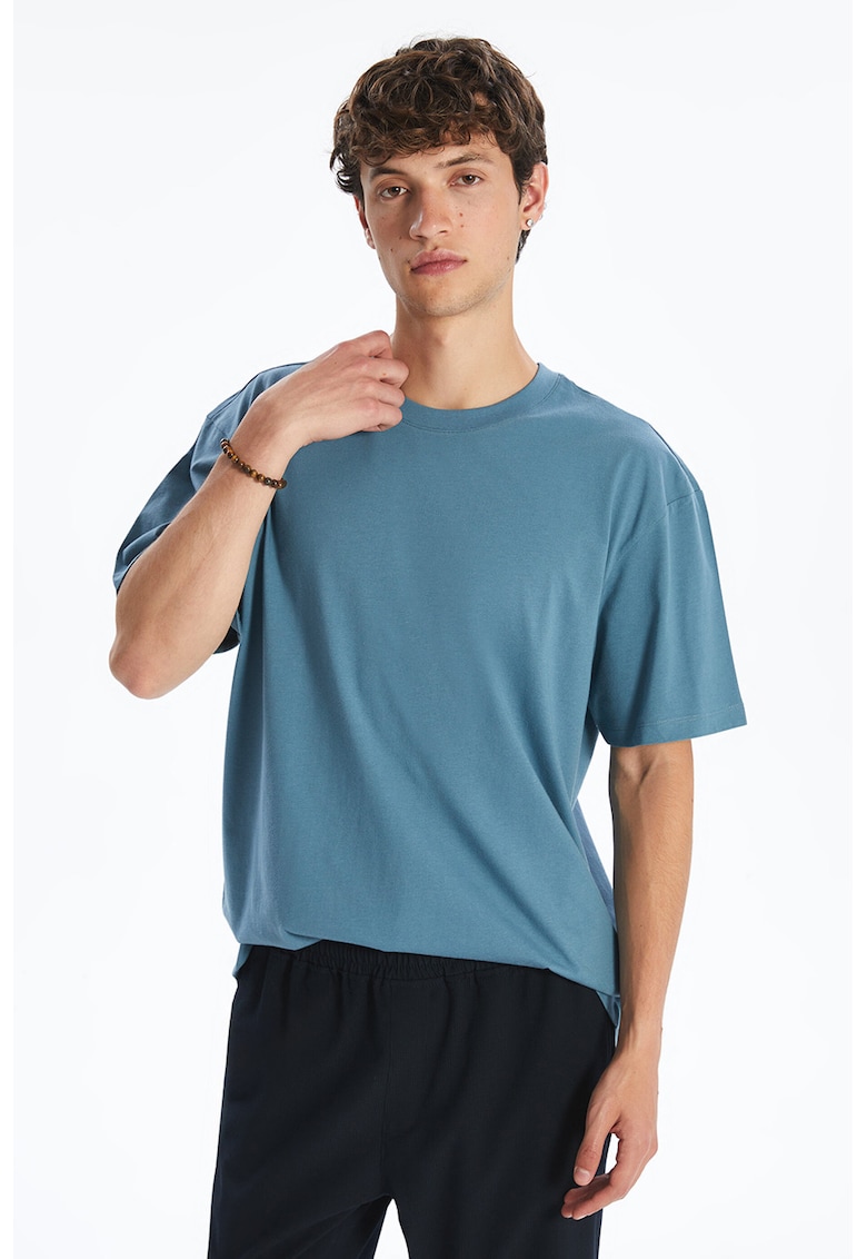 Tricou uni cu decolteu la baza gatului - Albastru prafuit
