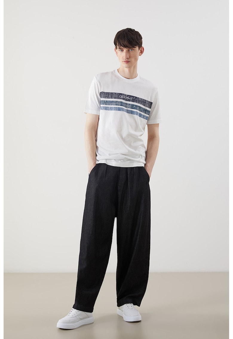 Tricou regular-fit cu imprimeu pe piept - Alb