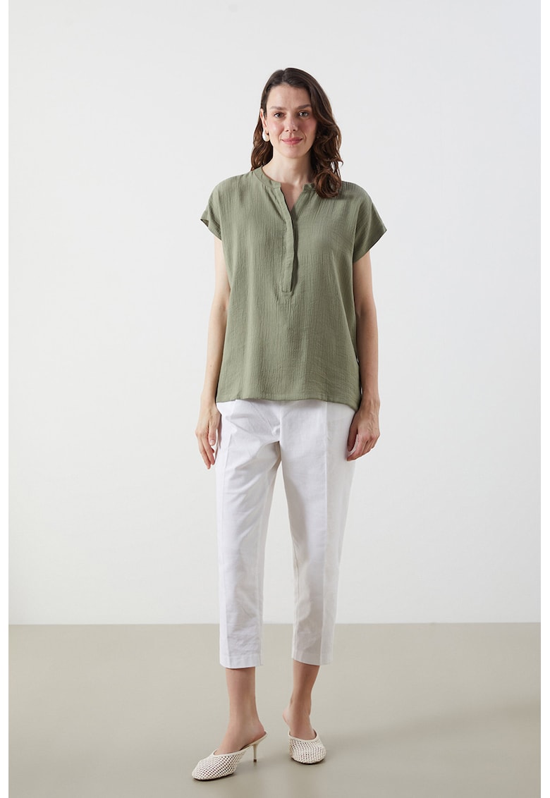 Bluza texturata cu decolteu in V - Kaki deschis