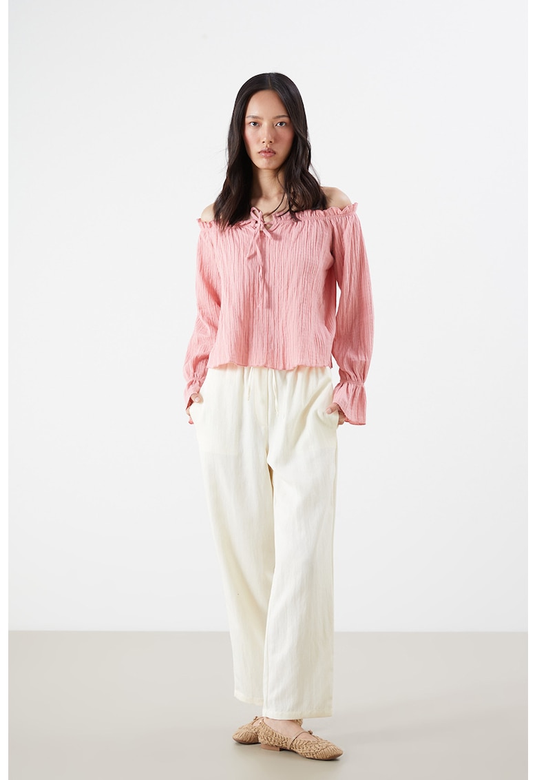 Bluza cu decolteu pe umeri - Roz somon