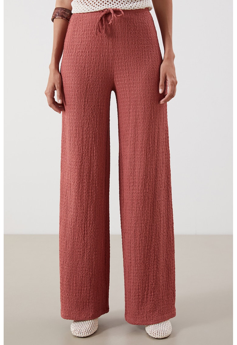 Pantaloni texturati cu croiala ampla - Caramiziu