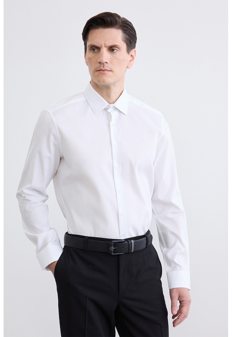 Camasa slim-fit cu guler ascutit - Alb optic