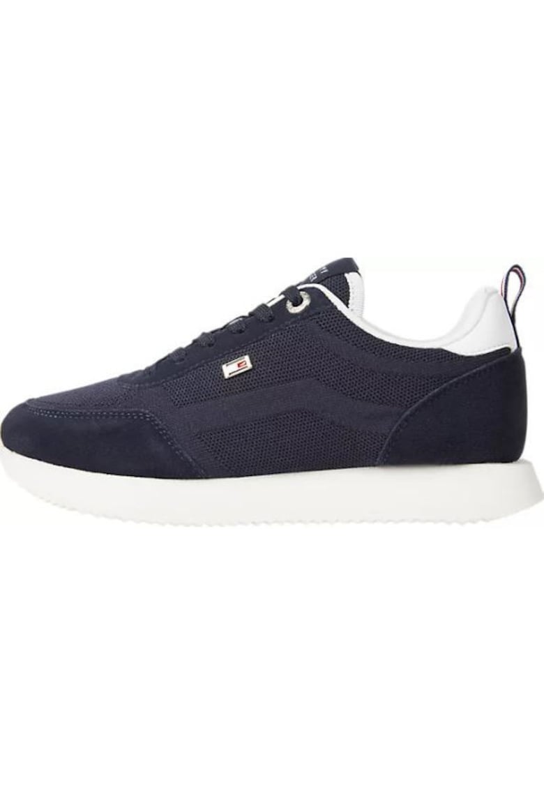 Pantofi sport cu insertii din piele intoarsa -